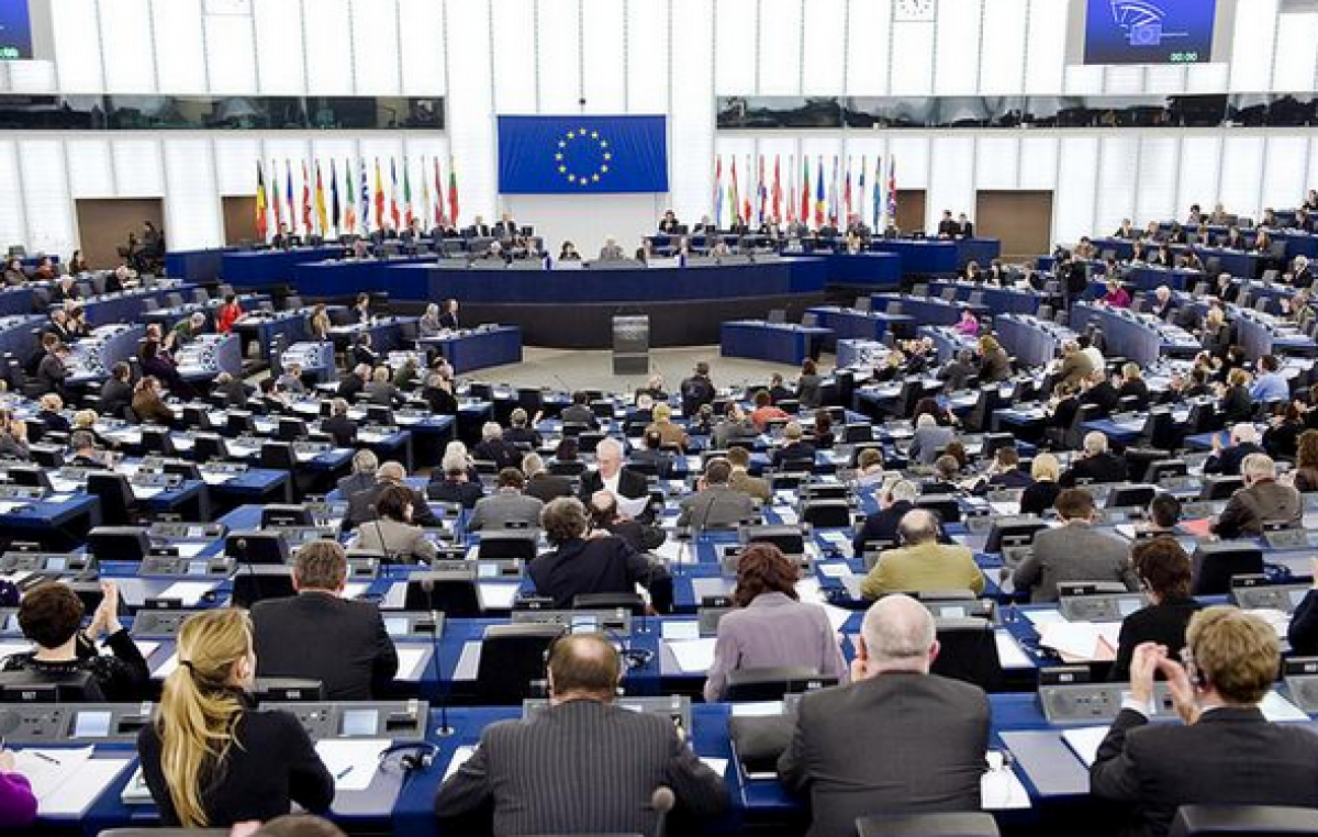 IN EUROPARLAMENTO SI DISCUTONO I TAGLI SUL BILANCIO POST 2020