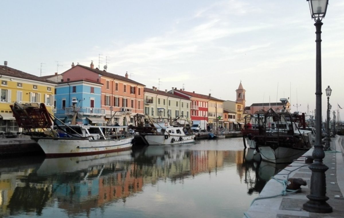 Le marinerie di Rimini, Cattolica e Cesenatico: anche la pesca, oltre al turismo, è una risorsa preminente per la riviera romagnola!